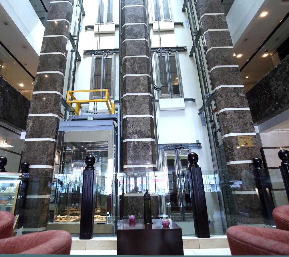 London Crown Hotel ドバイ エクステリア 写真